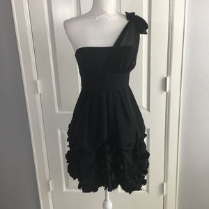 BCBGMAXAZRIA Dress Size 4 Black Floral